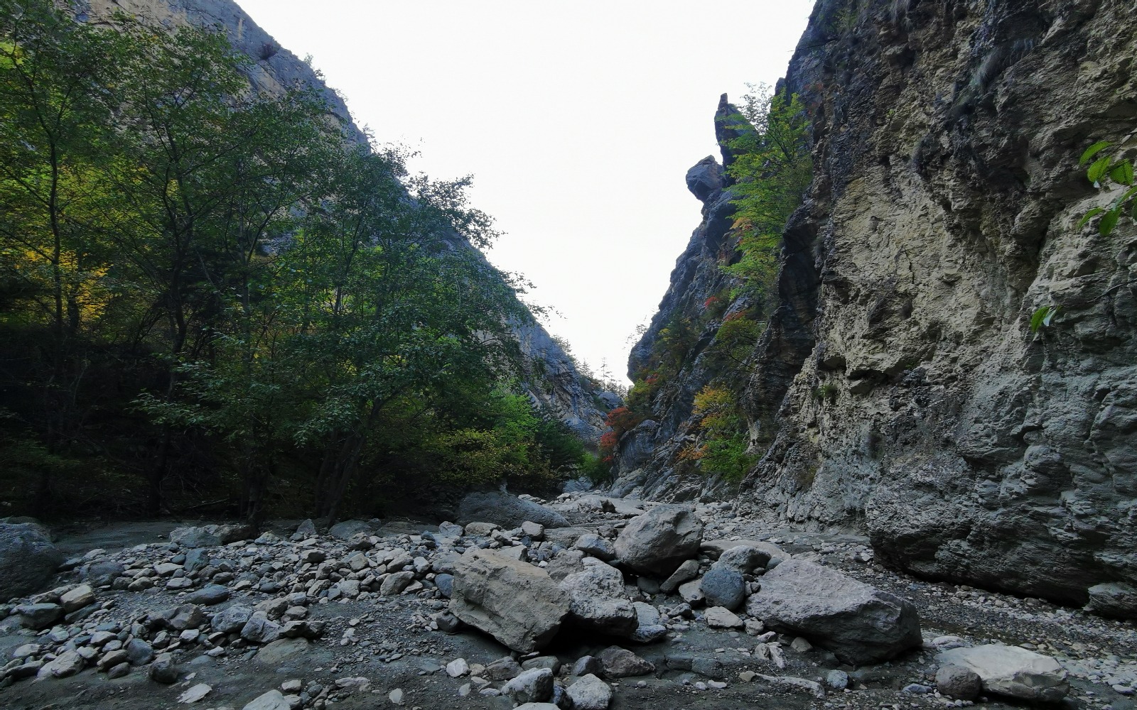 Карадахская теснина