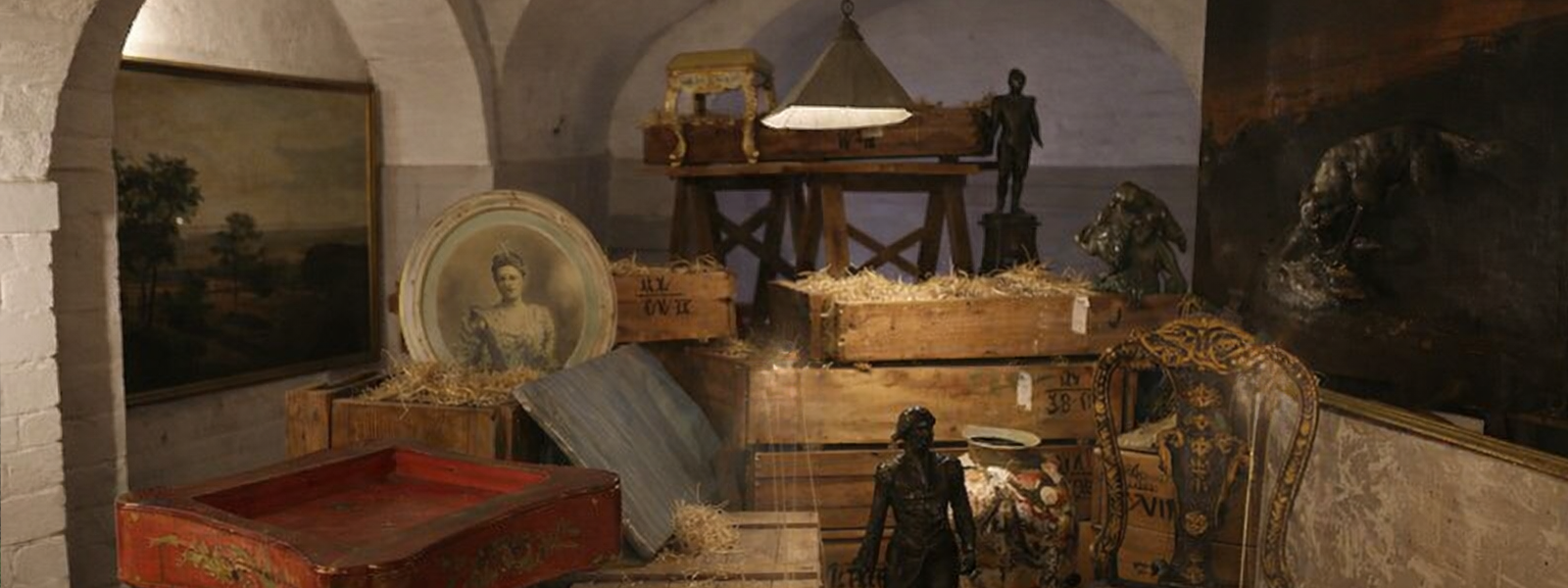 Музейные экспонаты, укрытые в Исаакиевском соборе в годы блокады