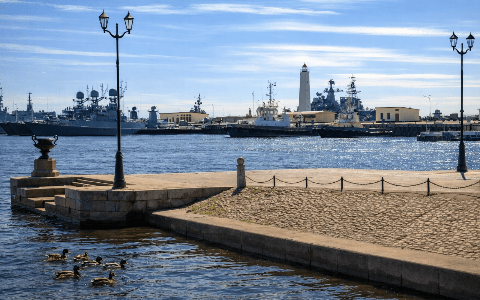 Петровская пристань в Кронштадте