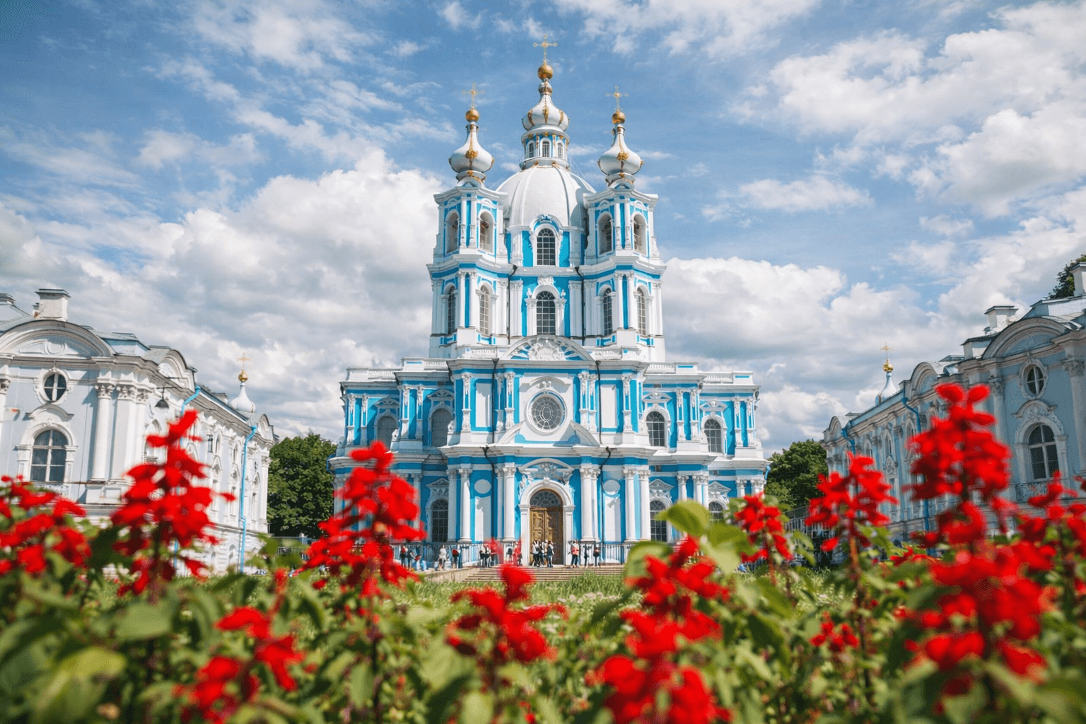 Экскурсия «Музы, императрицы, балерины» по женскому Петербургу 8 марта