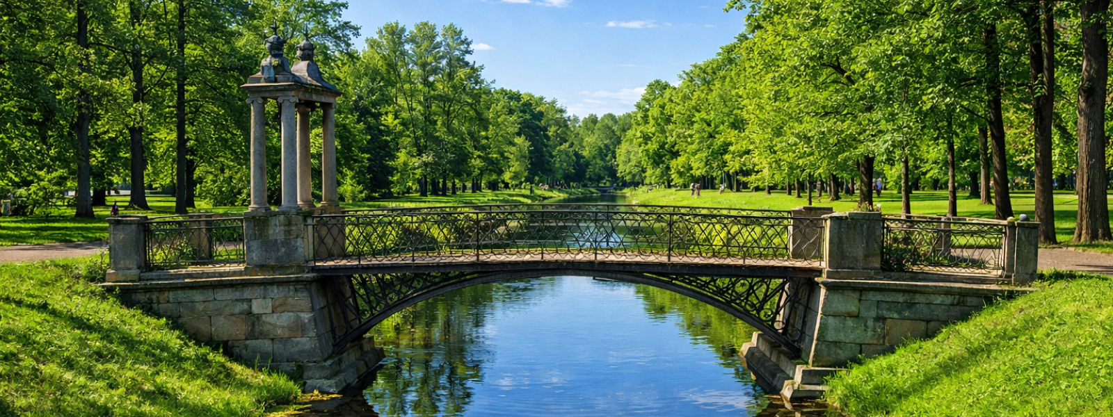 Александровский парк в Царском Селе: аллеи парка и атмосфера рядом с Александровским дворцом