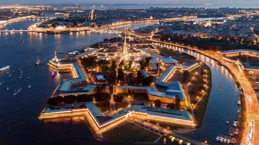 Петропавловская крепость ночь
