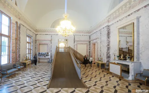 Александровский дворец