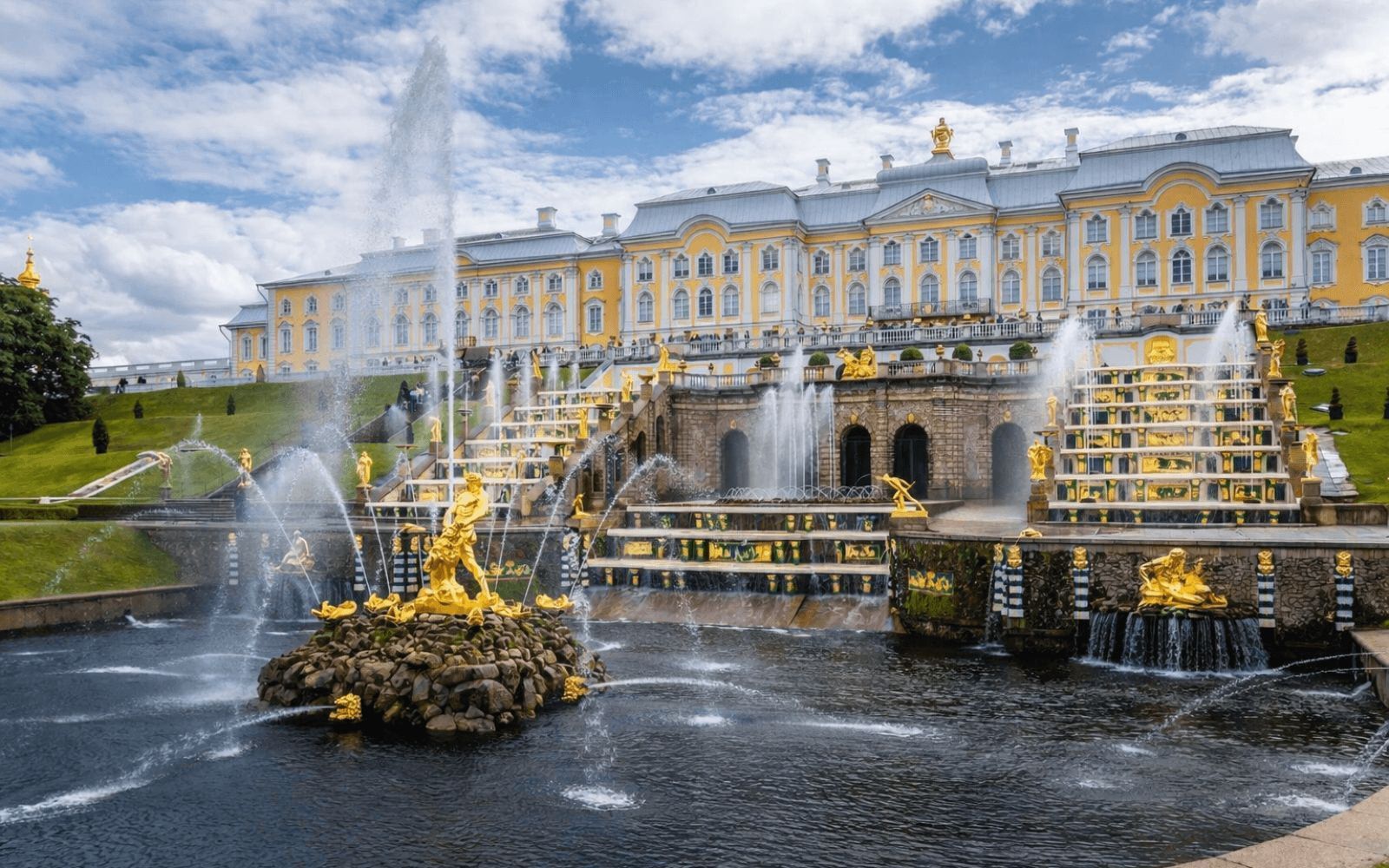 Большой каскад Петергофа