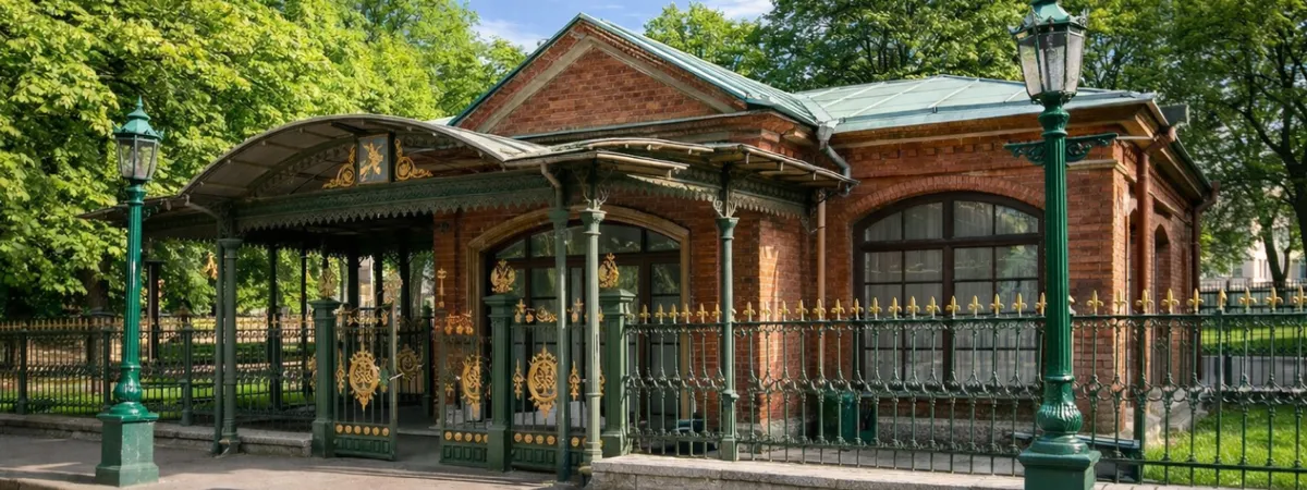Домик Петра I в Санкт-Петербурге