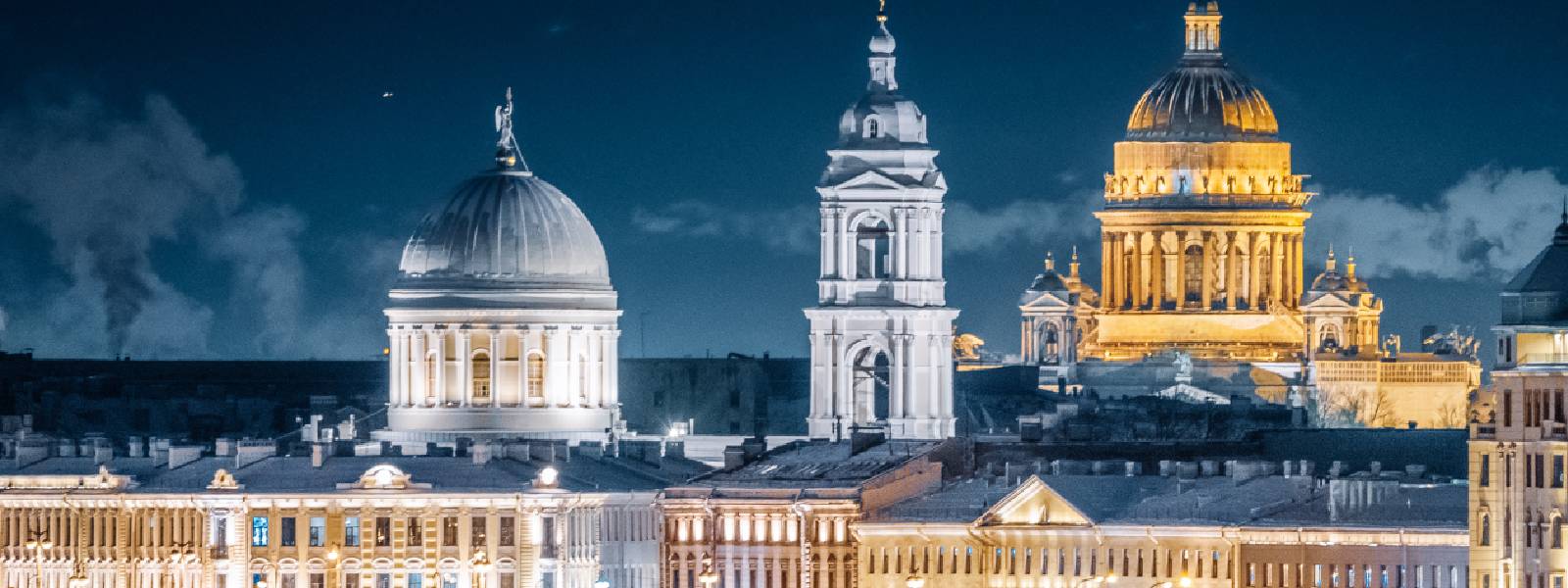 Что посмотреть вечером в Петербурге: идеи для прогулок и готовый маршрут