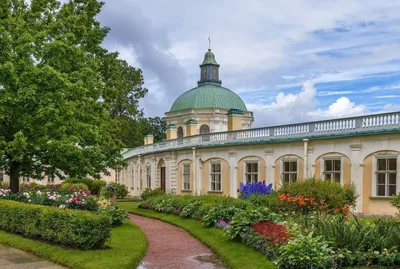 Ораниенбауем (Меншиковский и Китайский дворцы)