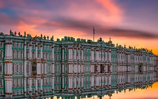 «От ансамблей к шедеврам: Петербург и сокровища Эрмитажа»