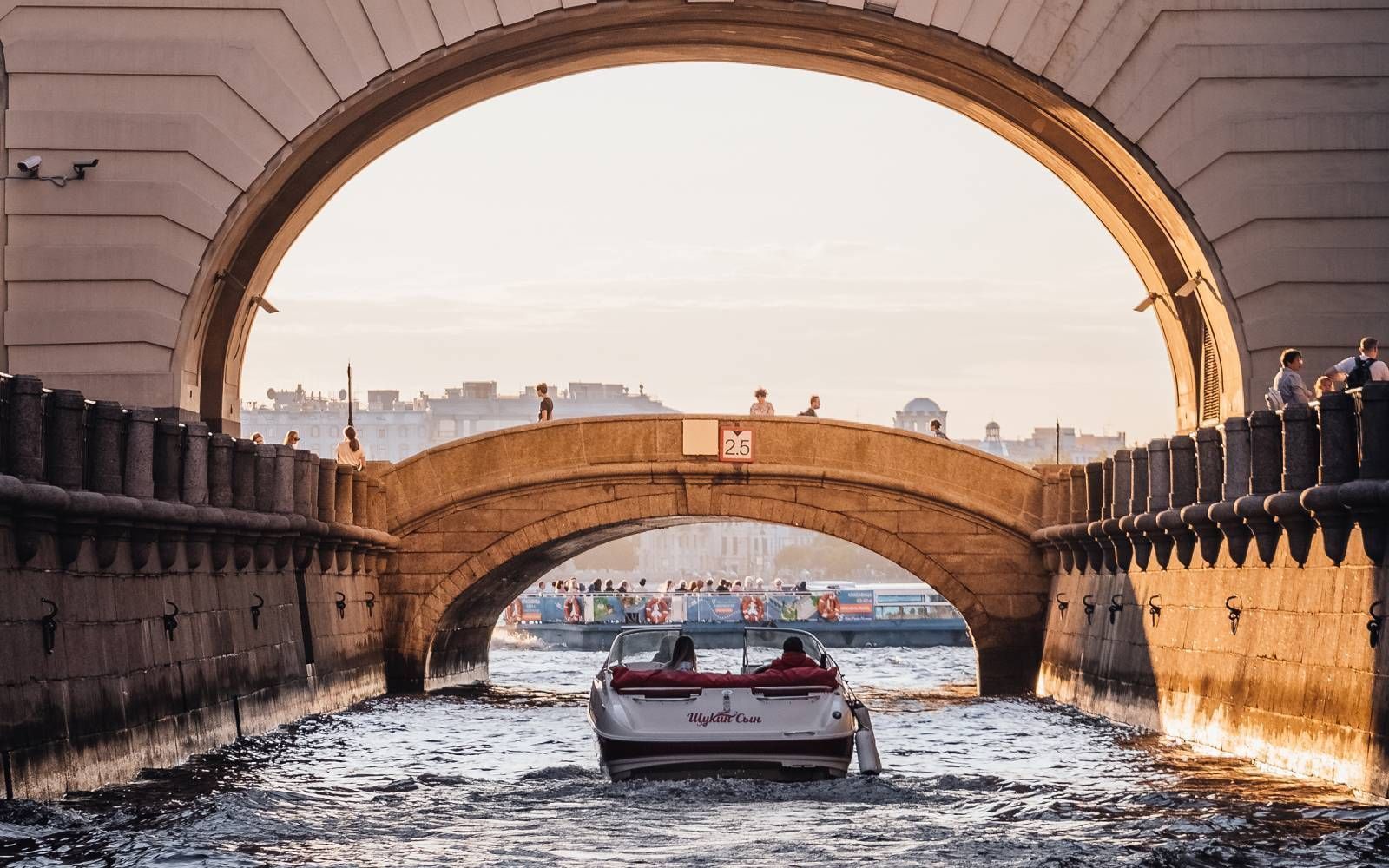 Обзорная экскурсия + теплоходная прогулка