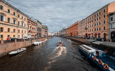 Теплоходная прогулка по рекам и каналам