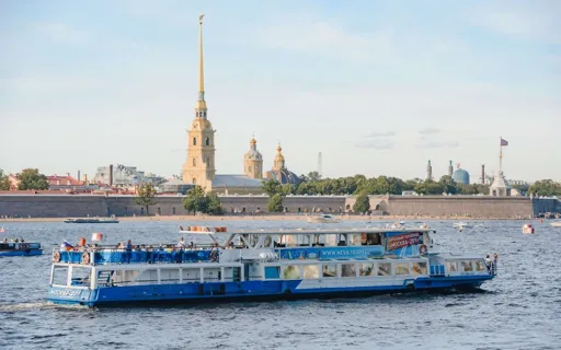 Водная экскурсия "Парадный Петербург"