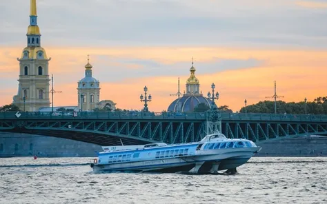 Метеор из Санкт-Петербурга в Петергоф